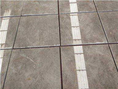 Szürke márvány fürdőszobai fali csempe