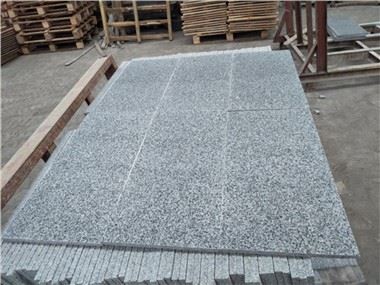 Luna fehér gránit csempe