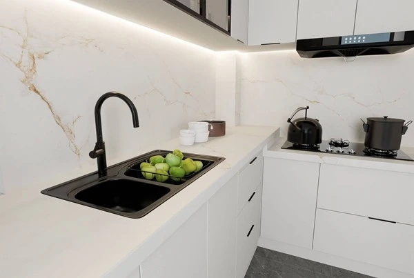 Calacatta Gold Sintered Stone kitchen top